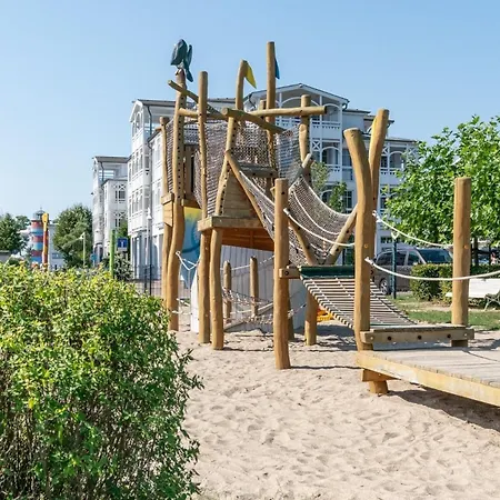 352, Seepark